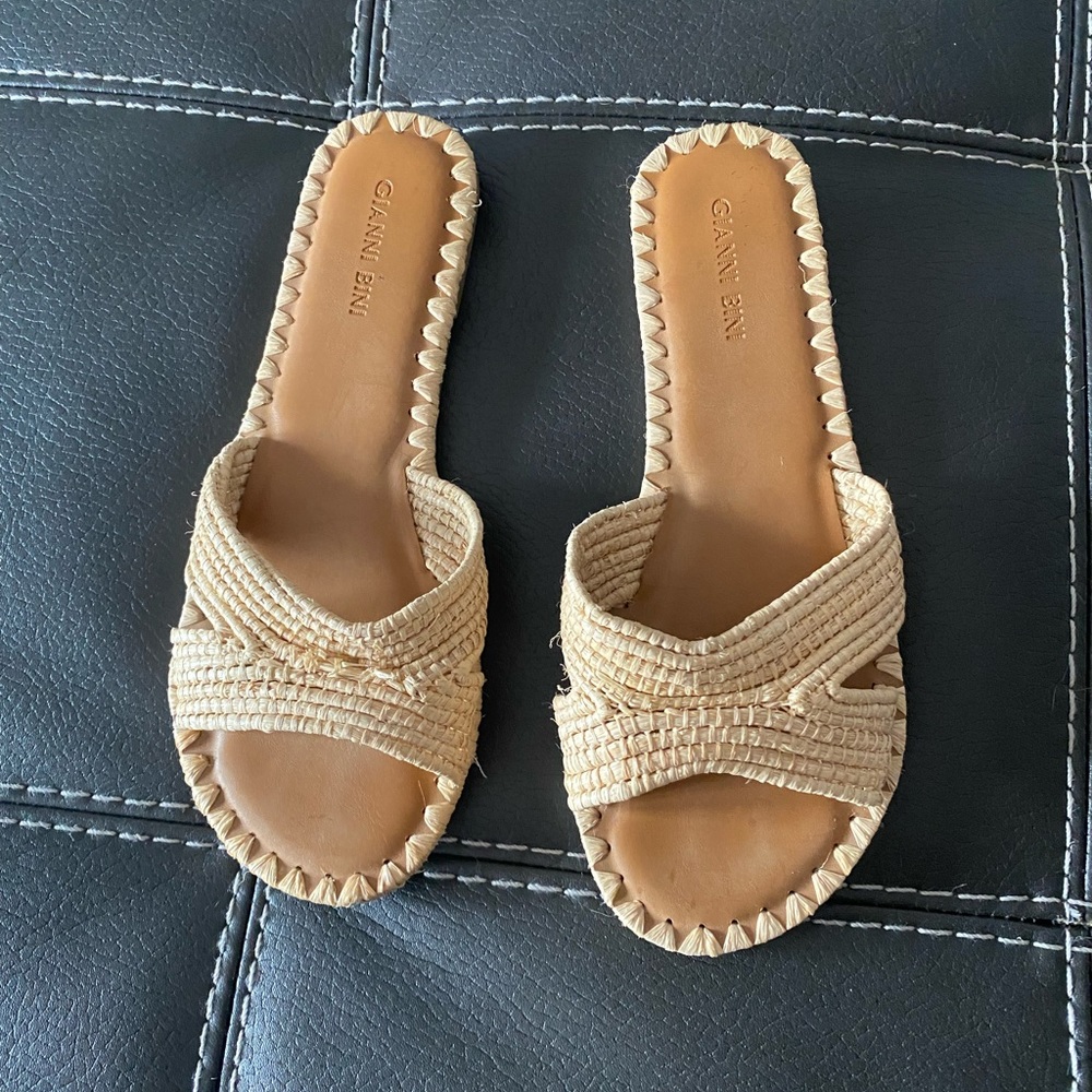 Gianni Bini Sandals size 6.5